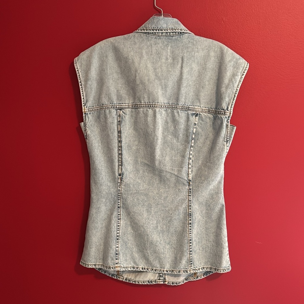 FRAME Button Front Denim Vest- Light Wash - Picture 4 of 7